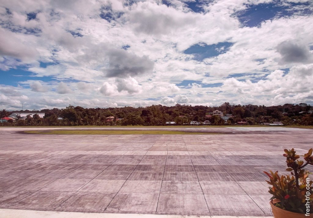 Airstrip at the airport in Tagbilaran, Philippines